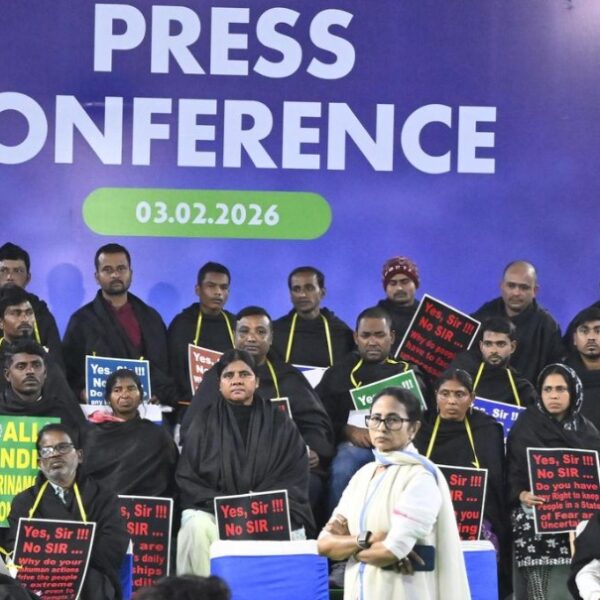 पश्चिम बंगाल SIR मामले में सुप्रीम कोर्ट सुनवाई&hellip;